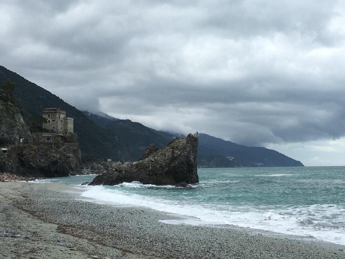 Le Cinque Vele ***** Cinque Terre Apartment Монтеросо ал Маре Екстериор снимка