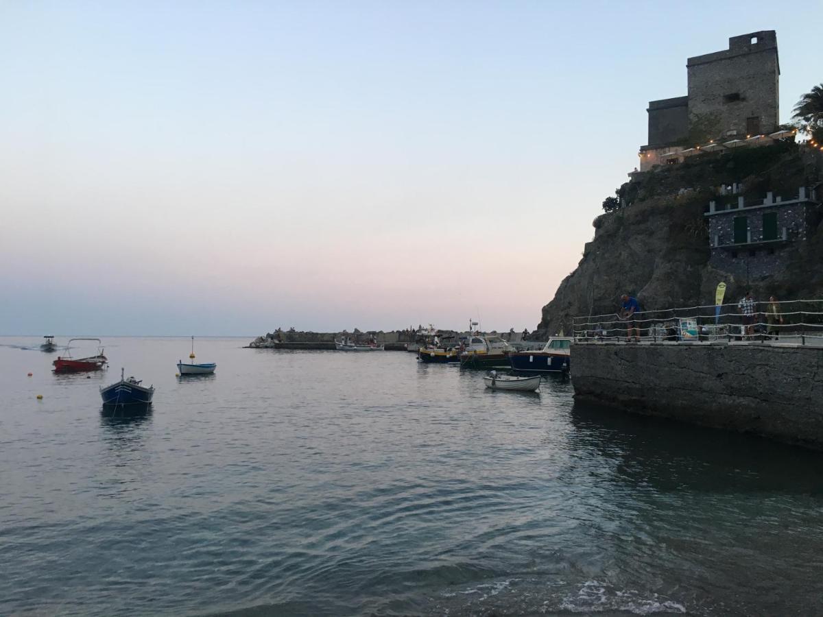 Le Cinque Vele ***** Cinque Terre Apartment Монтеросо ал Маре Екстериор снимка