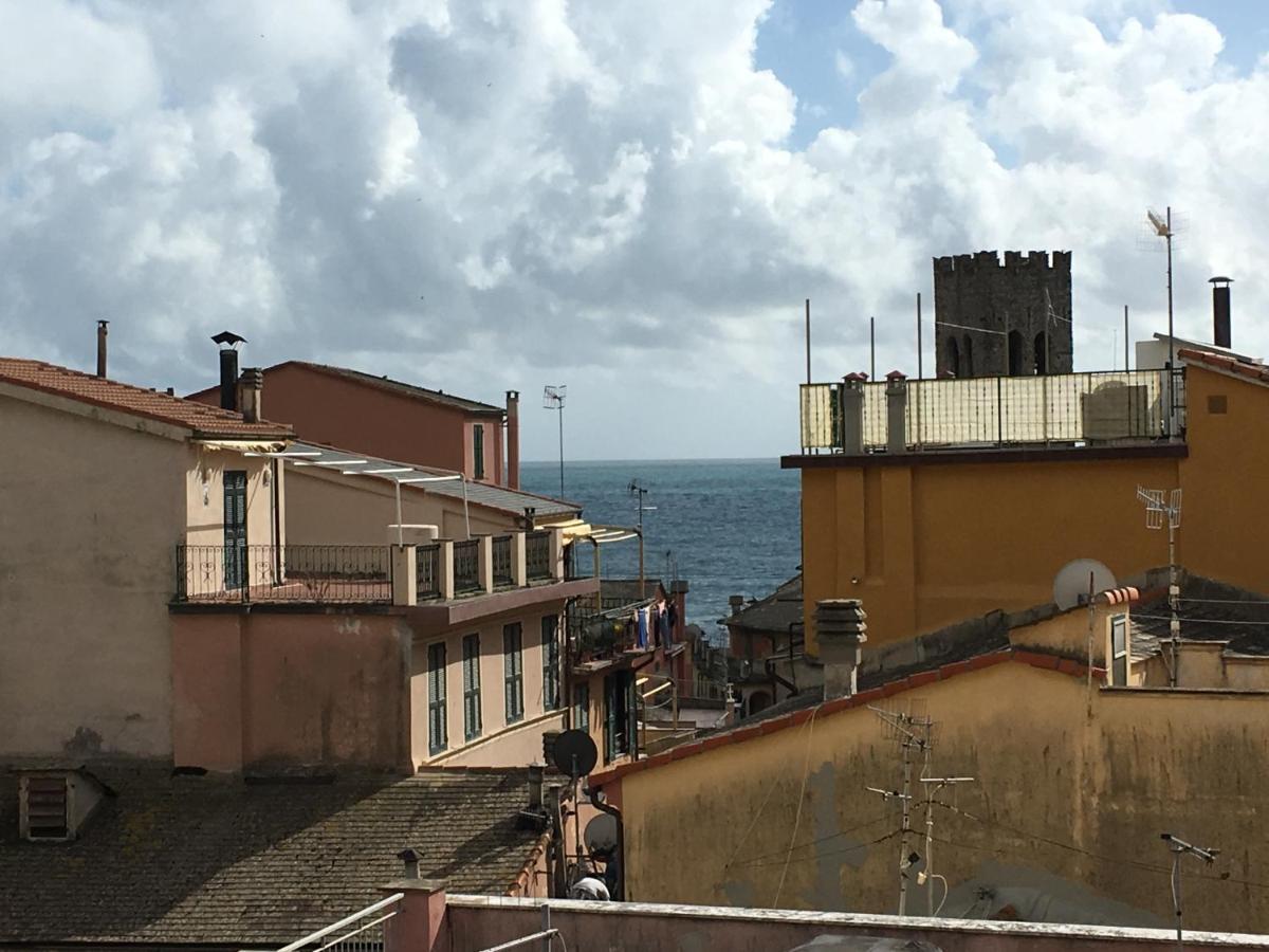 Le Cinque Vele ***** Cinque Terre Apartment Монтеросо ал Маре Екстериор снимка