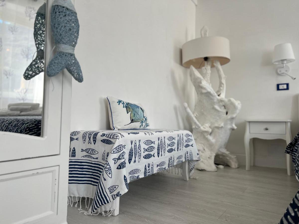 Le Cinque Vele ***** Cinque Terre Apartment Монтеросо ал Маре Екстериор снимка